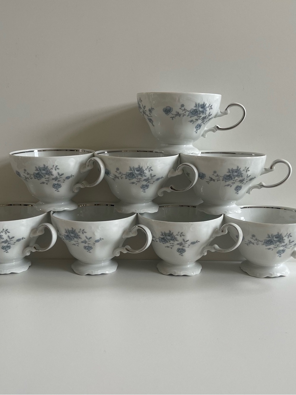Johann Haviland Bavaria Germany , Blue Garland Footed Coffee , Tea Cup ( 8pcs )